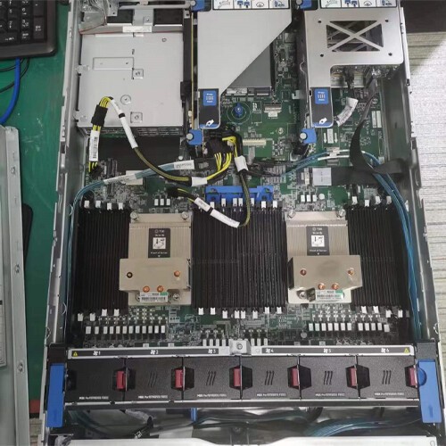 HPE/HP DL385 Gen10 Plus Server 12X3.5″ 2XPSU P816i-A /2x AMD EPYC 7F32 /256G RAM