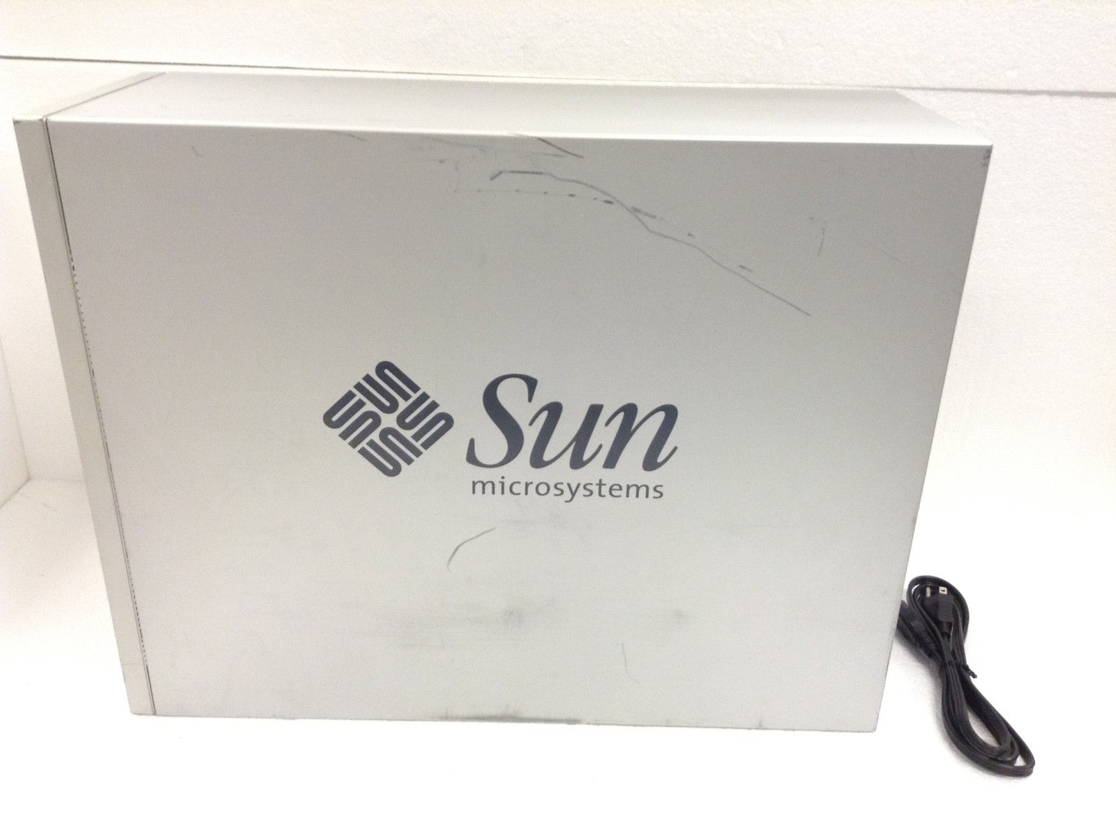 Sun Ultra 25 Workstation UltraSPARC IIIi 1.33GHz 2GB RAM ATI FireMV FREE SHIP
