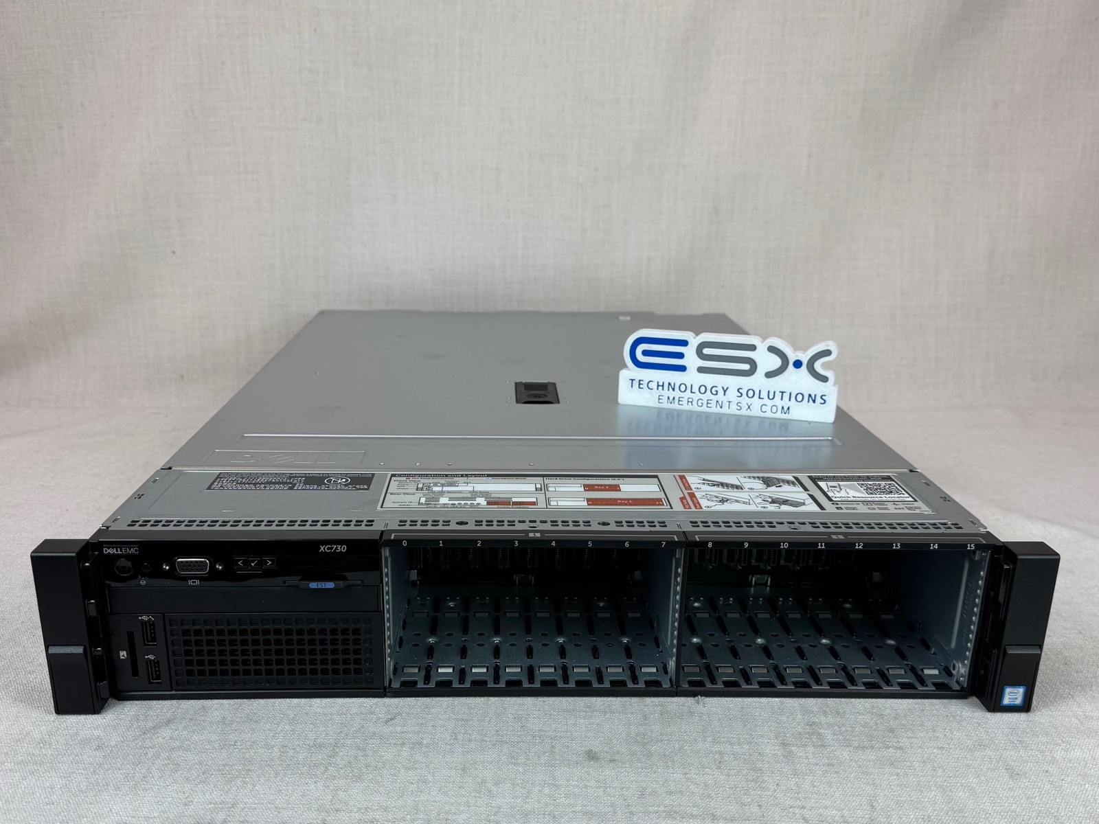Dell PowerEdge XC730 16x 2.5” Server(same as R730) – 2x 22C E5-2699v4, 32GB RAM