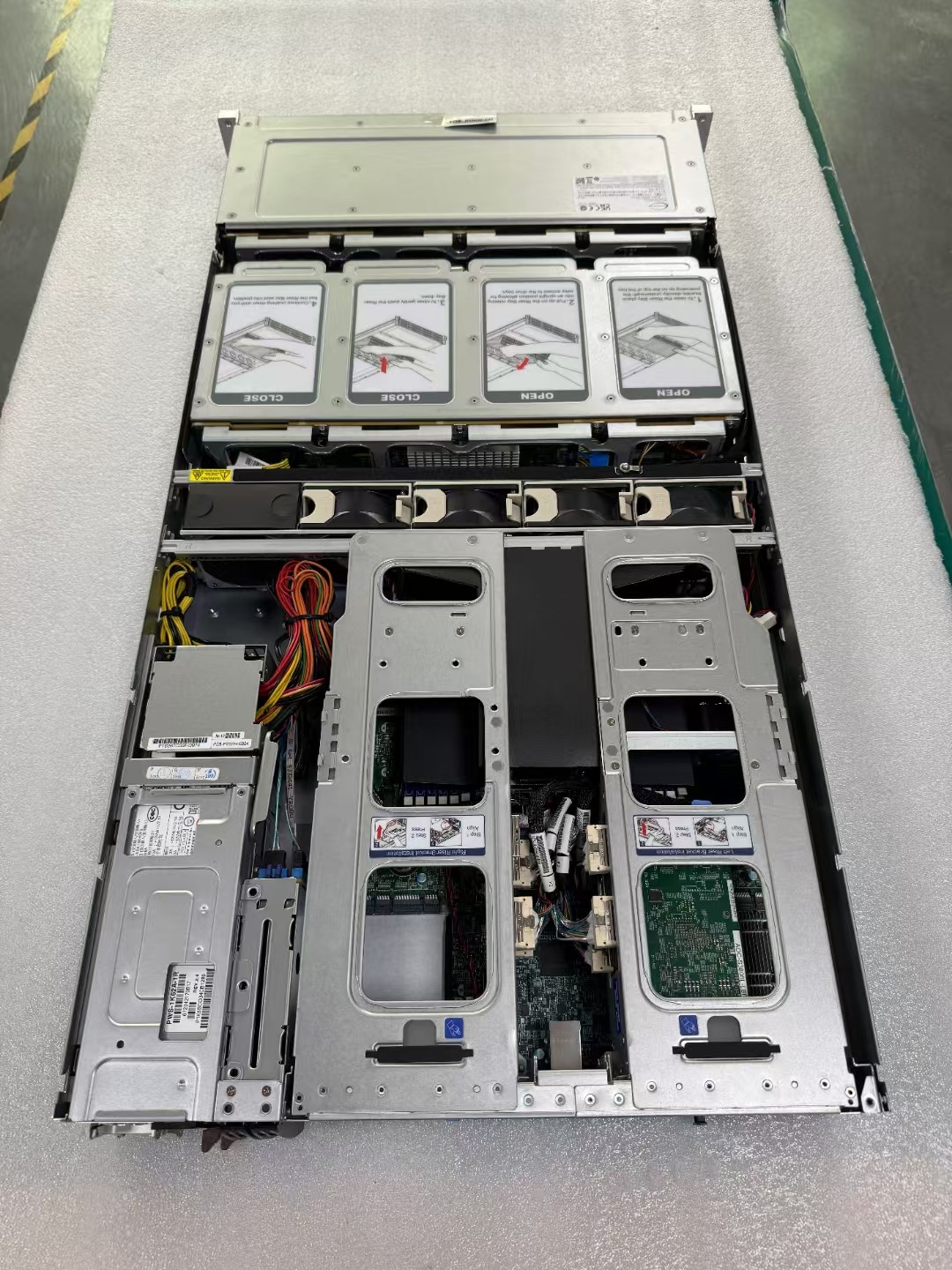 Supermicro ASG-2015S-E1CR24L Server 24X3.5″ /Support AMD EPYC 9004/9005 CPU