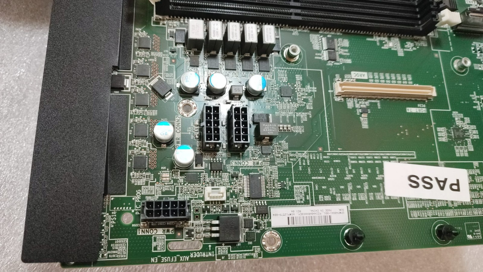 HPE DL325 Gen10 Plus v2 8SFF CTO Server Motherboard P40841-001 P12579-004
