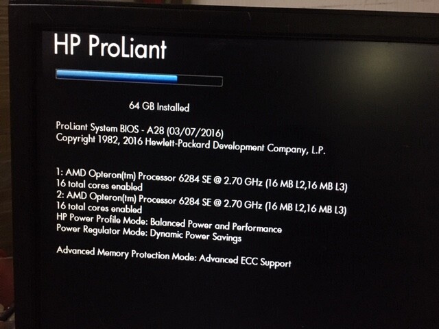 HP PROLIANT DL385p G8 2X AMD Opteron 6284 SE 2.70Ghz 64GB Memory no HDD DVDRW