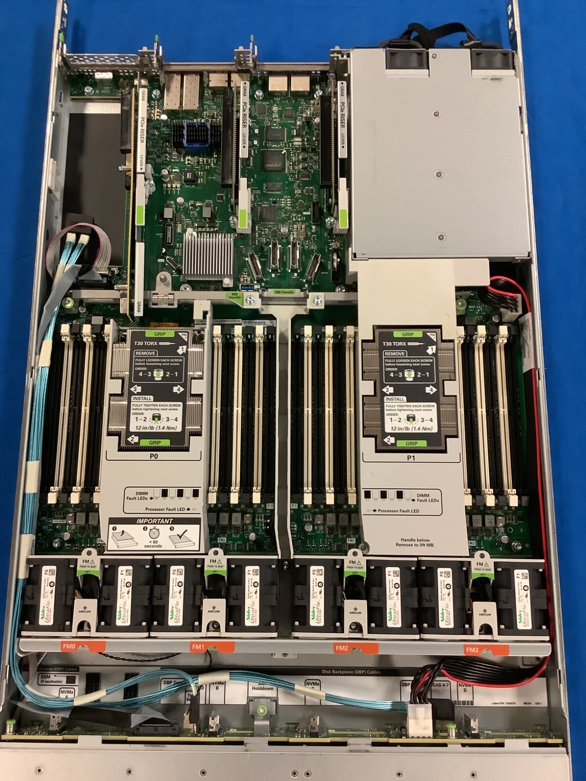 Sun Oracle Server X7-2 , 8 bay Barebones. w/1200W PSU No CPU Memory Hard Drive.