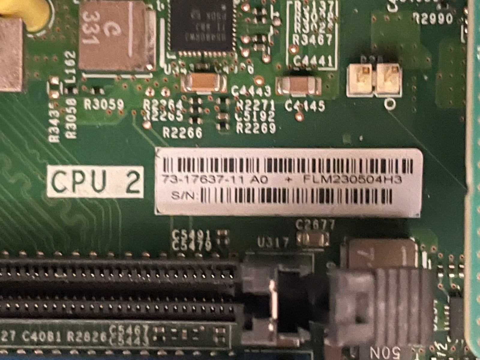 Cisco UCS B200 M5 no memory. no cpu’s. no raid. Includes heatsinks and MLOM-40g
