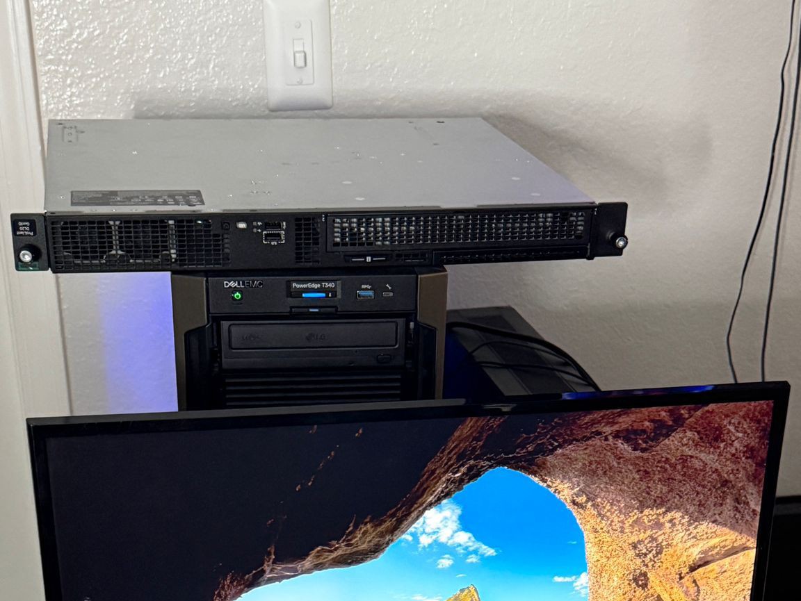 HP ProLiant DL20 Gen10 Rack Server with Rail Kit