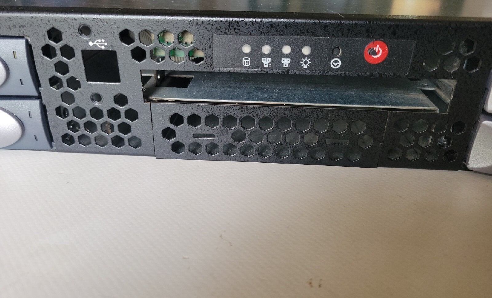 SuperMicro PDSME + Bare Computer Server Chassis P06157-1-060901-T +Fans &Caddies