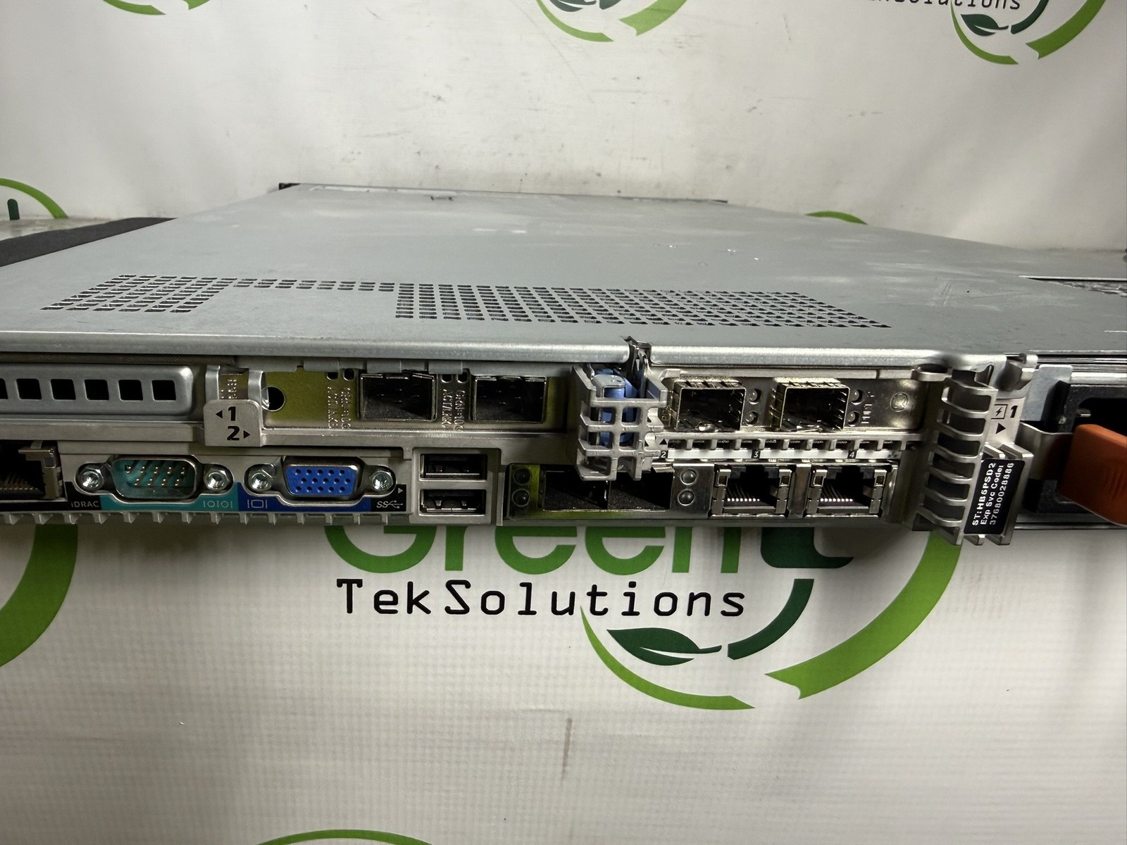 Dell PowerEdge R630 10-Bay 2.5″ 64GB DDR4 2x E5-2683v4 2.10GHz H730 Mini – READ