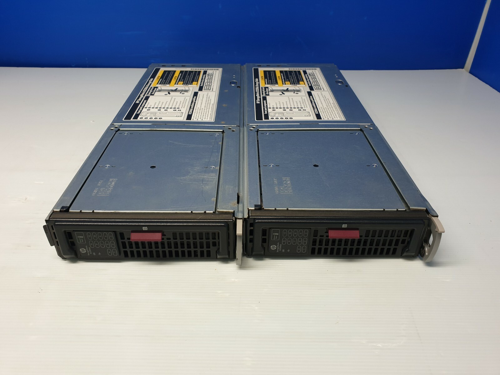 HP D2200sb PCIe Storage Blade w/ 12x 600GB 10K 581311-001, 641552-003 Lot of 2