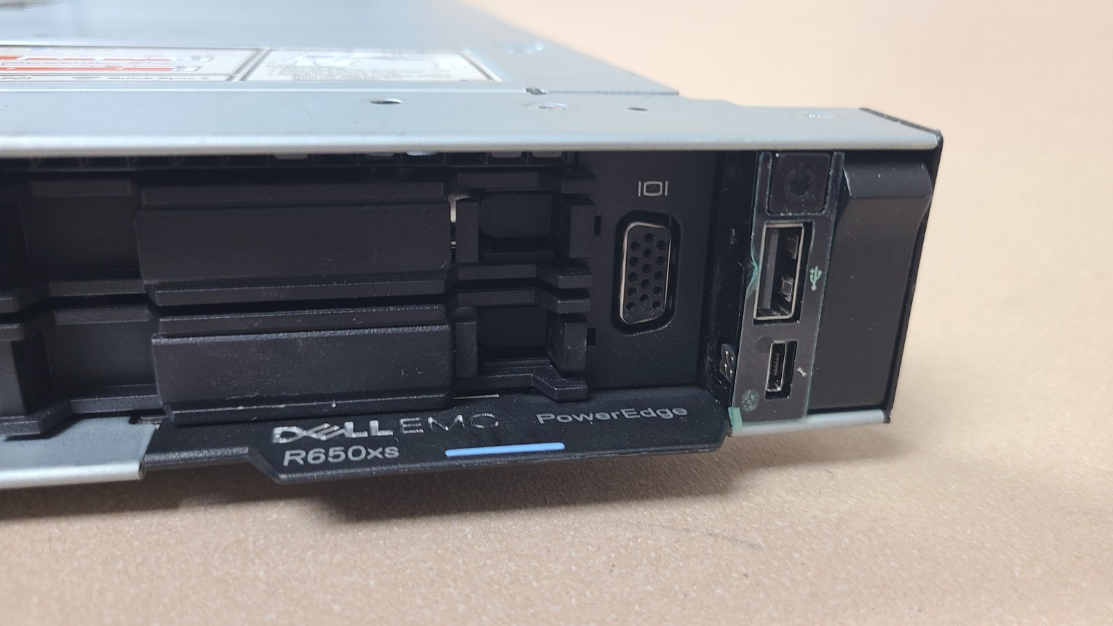 Dell PowerEdge R650xs Server w/ 2x Intel Xeon Silver 4314 CPU @ 2.40GHz E74S001