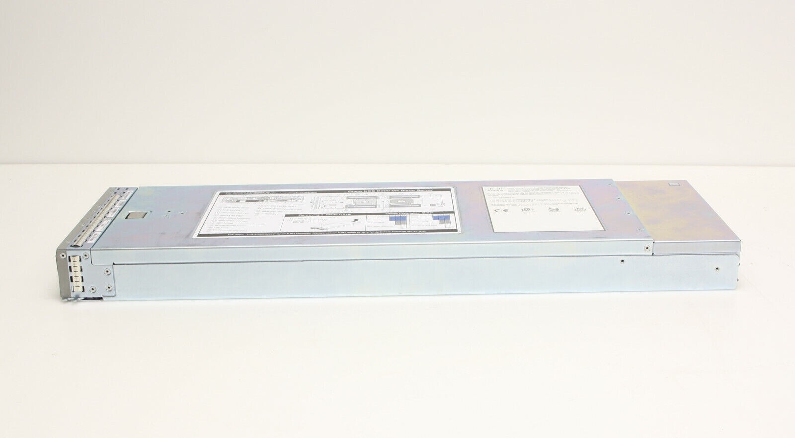 Cisco UCS B200 M4 Blade Server Barebone System with 2 Heatsinks of Socket 2011