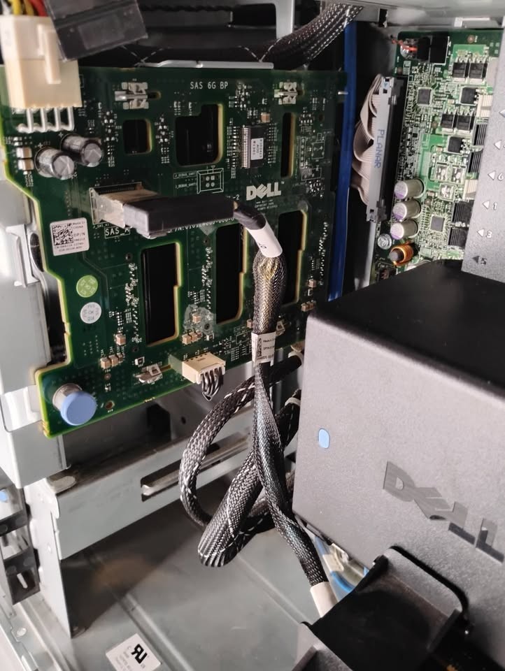 Dell PowerEdge T310 | i3-530 16GB ECC 4x1TB HDD RAID Hot Swappable HDD (4TB)