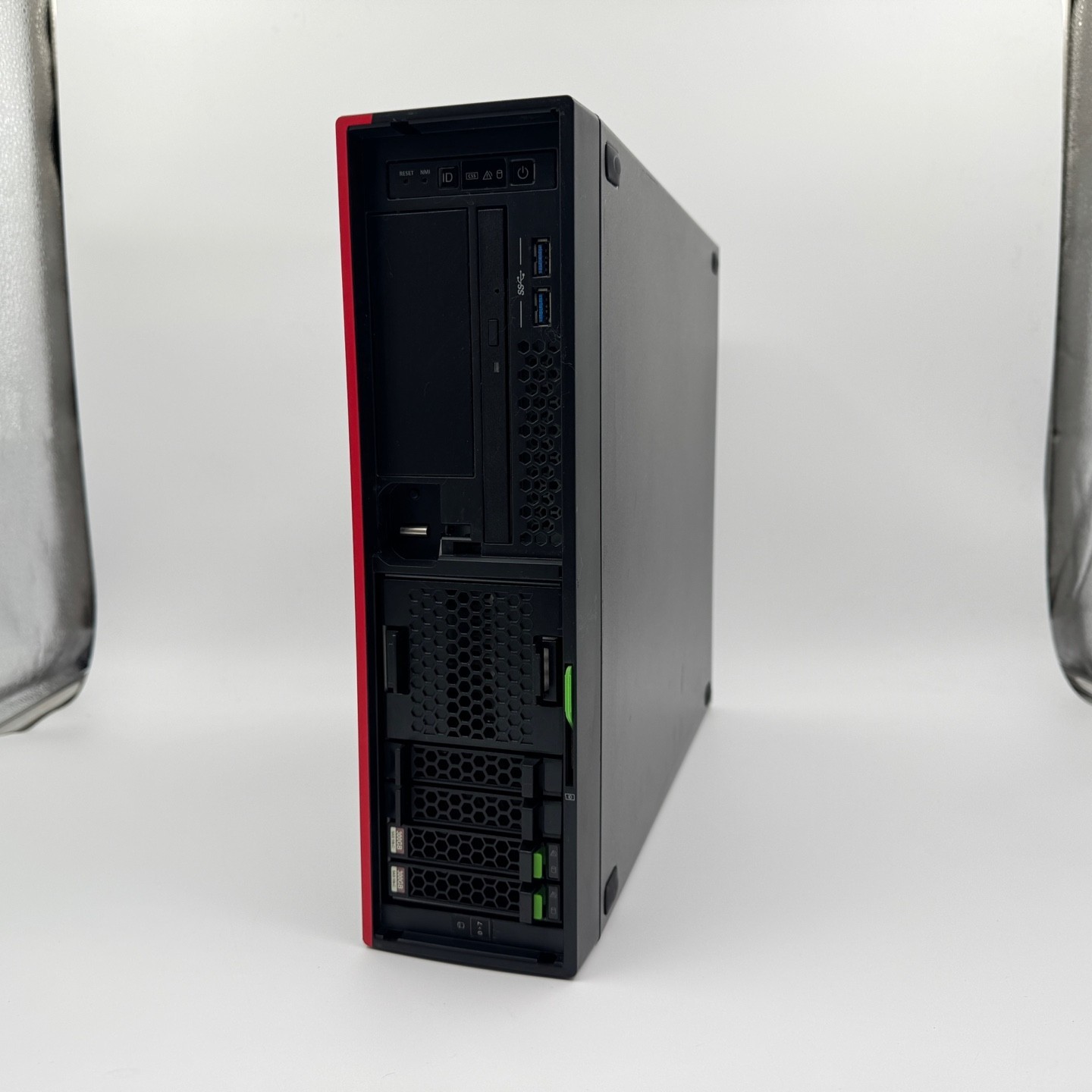 Fujitsu PRIMERGY TX1320 M4 SFF 4Bay Xeon E-2224 16GB 2x 300GB CP400i [SV283]