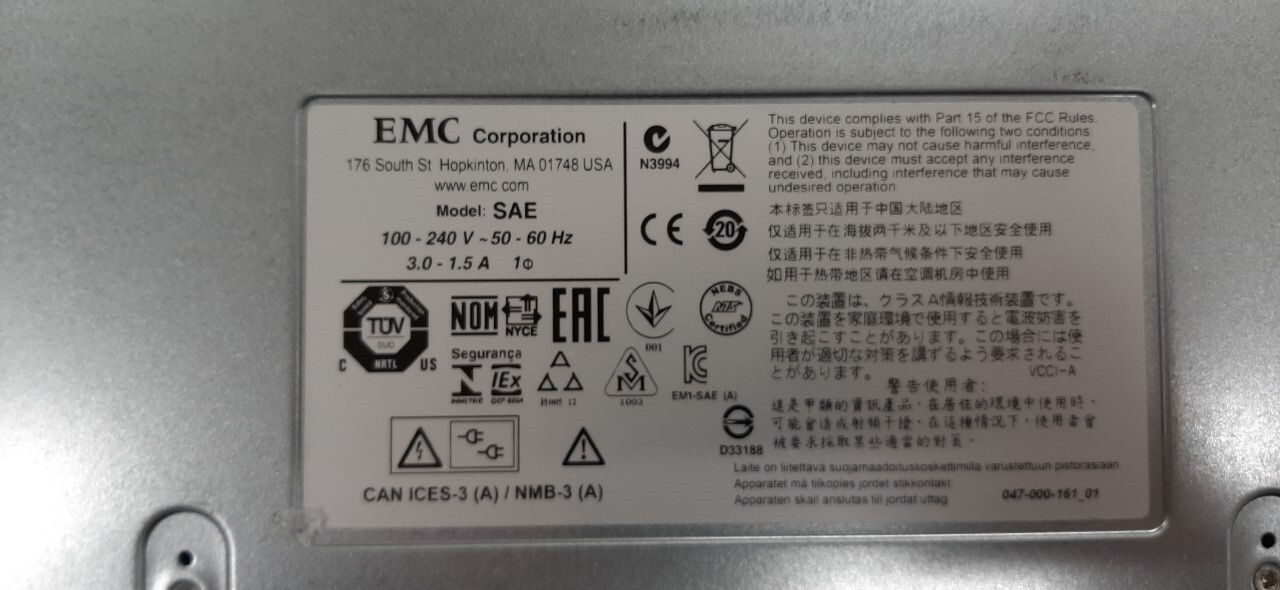 EMC SAE 25 Bay 2.5″ Storage Array 2x 303-104-000E Dual Power No HDD No Caddies