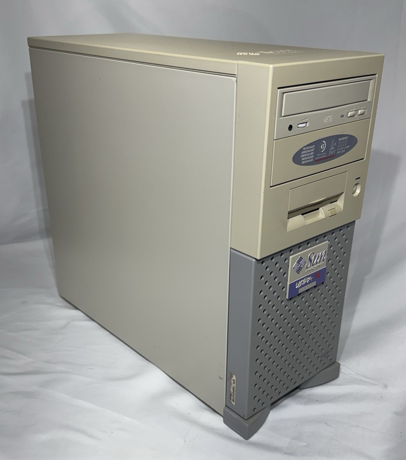 SUN Ultra 10 375-0066, 333MHz, 256MB Memory, Creator Series 3, 32X CD, New NVRAM