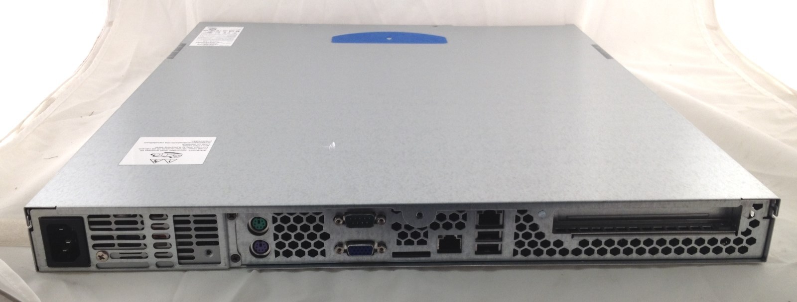 Intel SR1530SH Entry Level Server 1U XEON 3000 – 3300 Support Pallet R