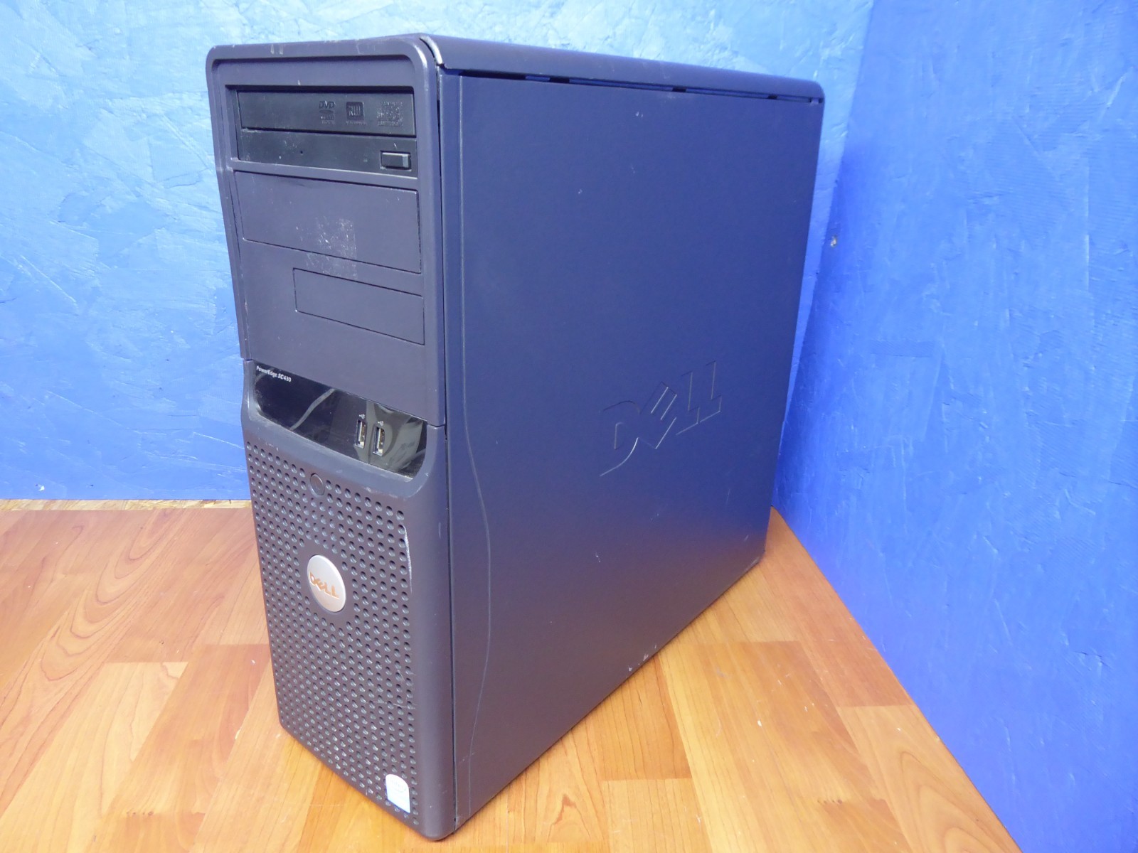 DELL POWEREDGE SC430 SERVER PENTIUM 4 HT 2.8GHz 4GB DDR2 ECC 80GB NJ886 K8958