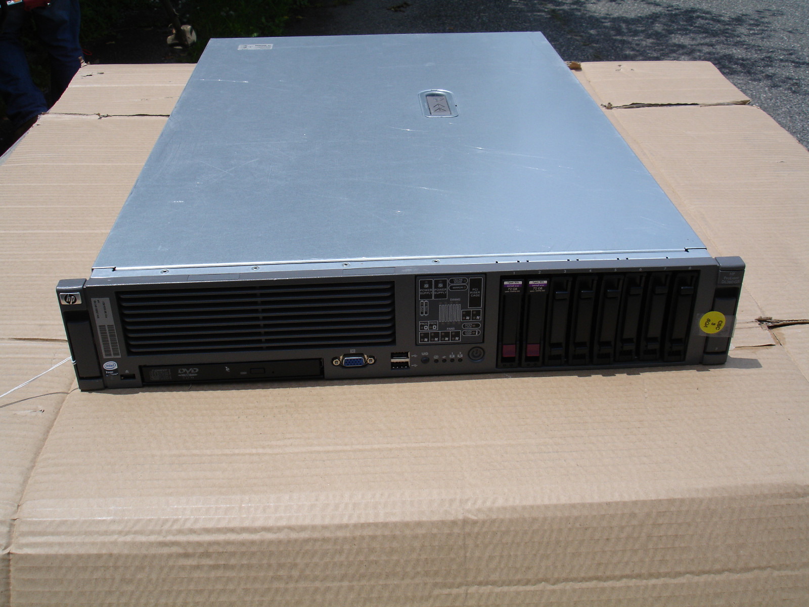 HP ProLiant DL380 G5 2x Xeon 2.0GHz Quad Core X5130 16GB RAM 2x72GB 10K HD 2.5″