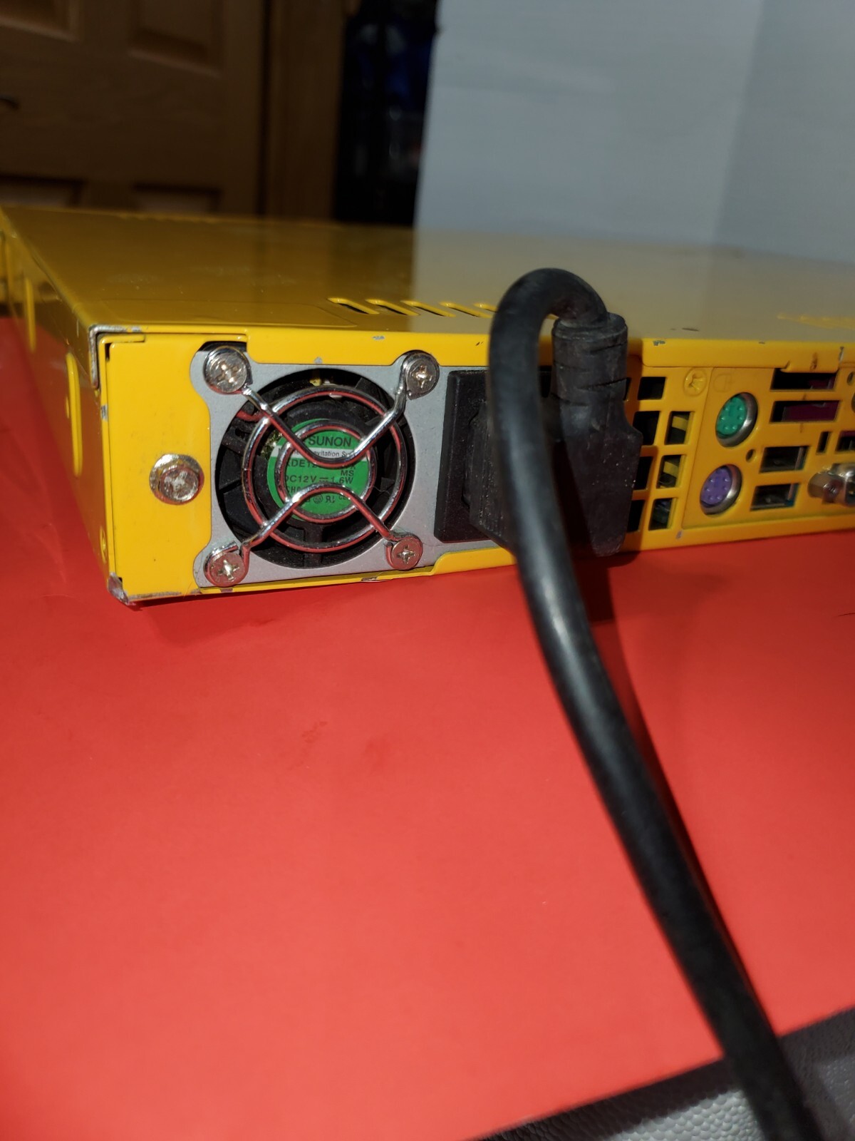 Supermicro Rack Computer System. READ DESCRIPTION BELOW