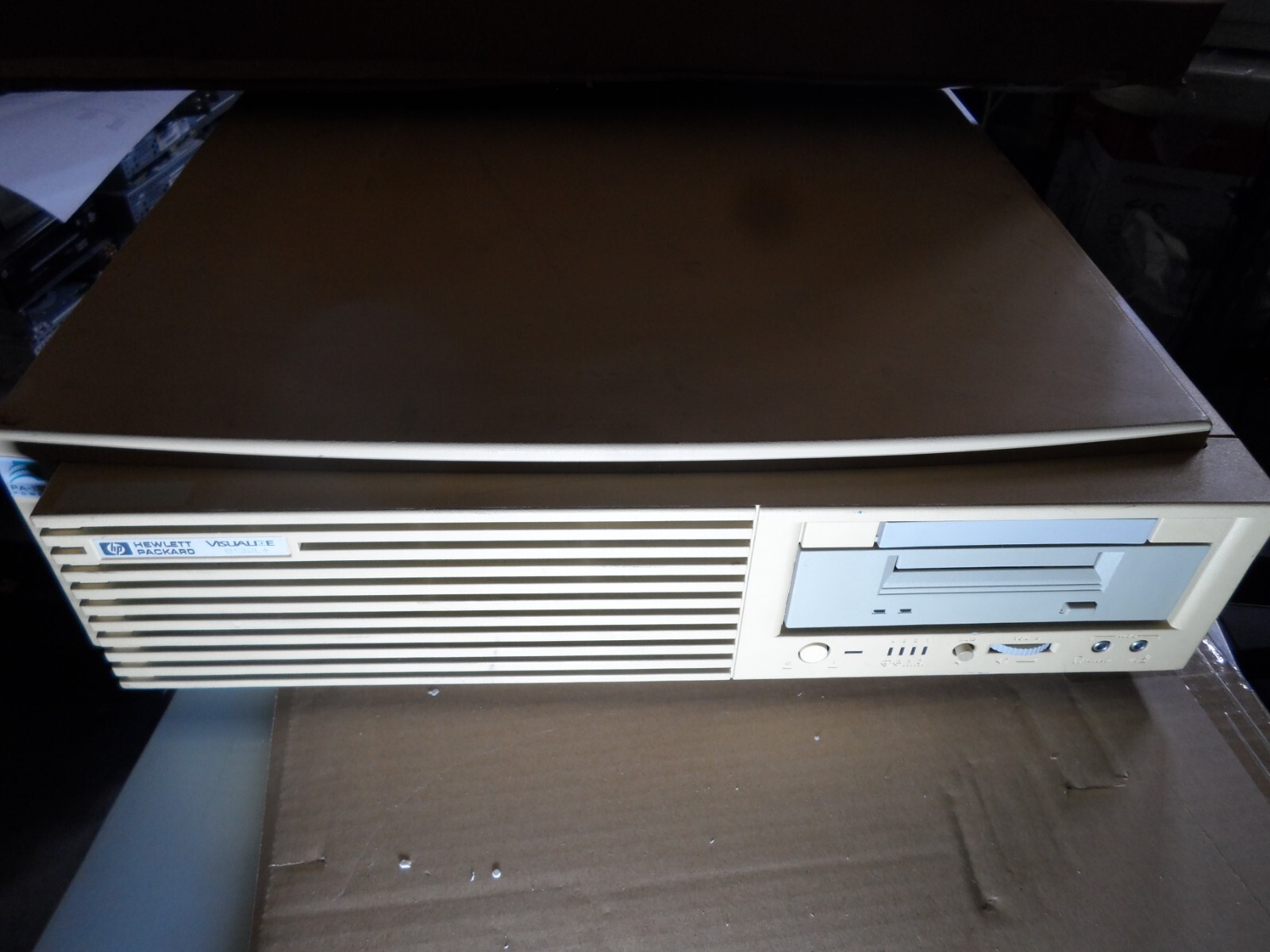 HP VISUALIZE PA7300 132Mhz B132L+ Workstation 256Mb A4578A A1658-60024 C1533A