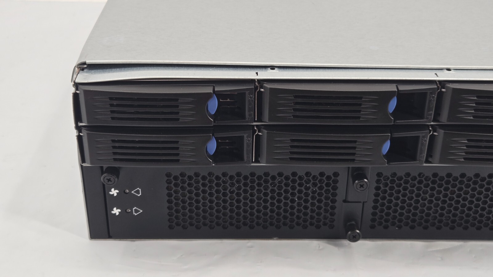Chenbro RM Series Chassis RM32910H1-12215 RM32910