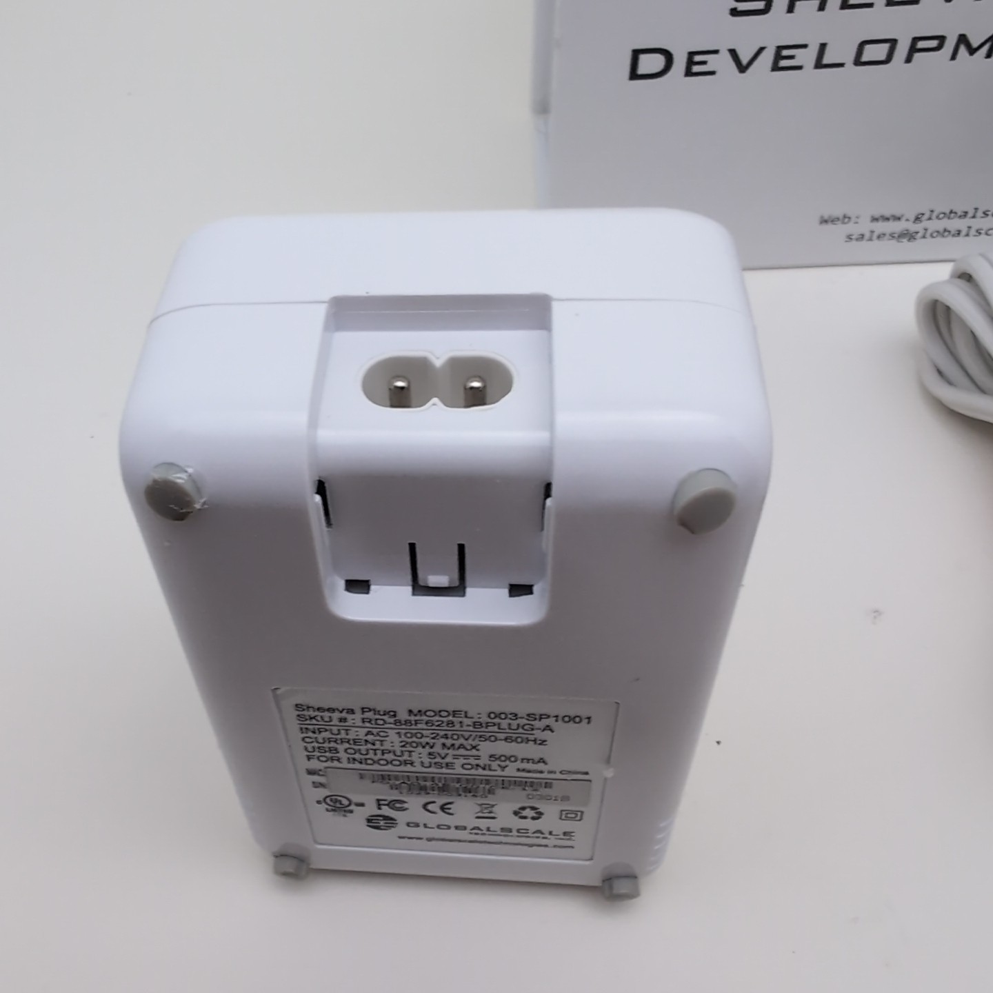 SheevaPlug Development Kit Plug & Cables 003-SP1001 Globalscale