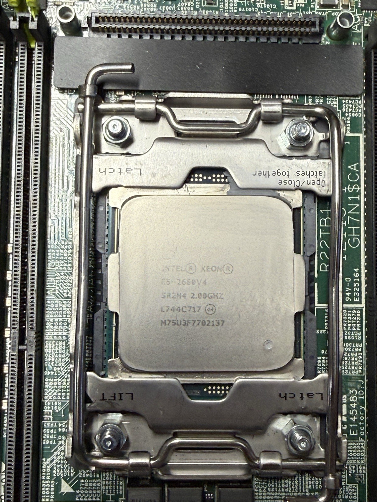 Intel Xeon E5-2660 v4 2.00GHz