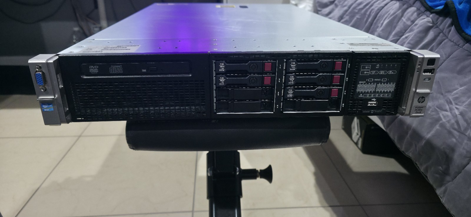 HP DL380p Gen8 8-Bay Rack Server Xeon E5 16GB iLO ProLiant 670856-S01