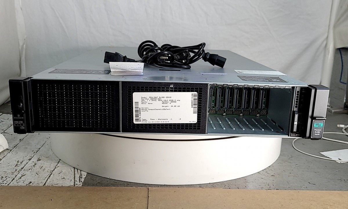 HPE PROLIANT DL380 GEN10 8×2.5″ 868703-B21 Rack Server XEON GOLD 6246 64GB p408i