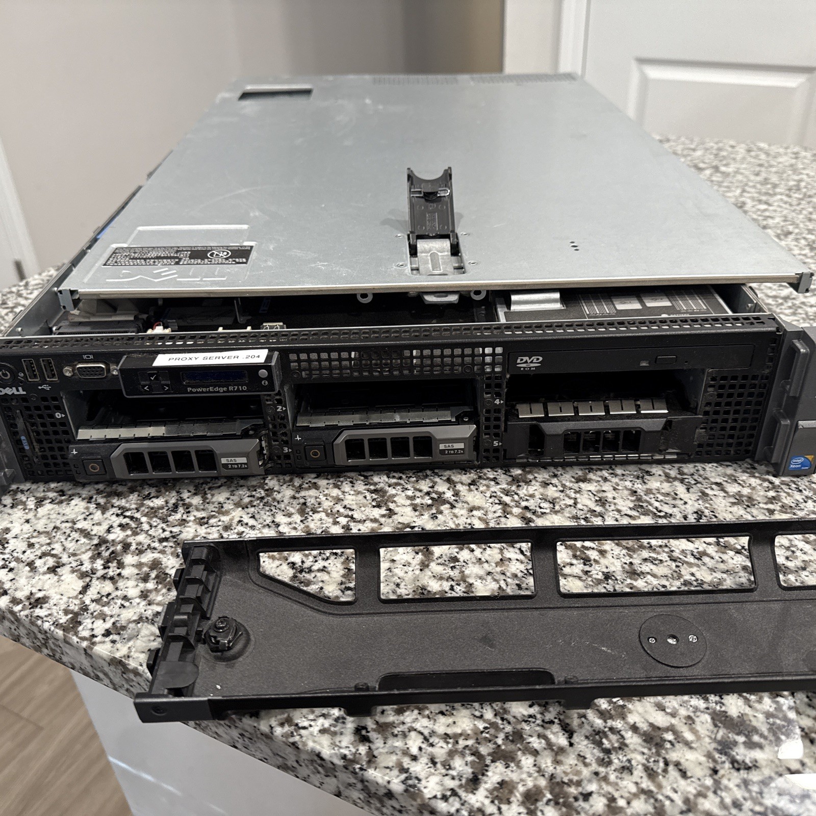 Dell PowerEdge R710 2 Processor 2.4GHz 24GB Ram No HDD