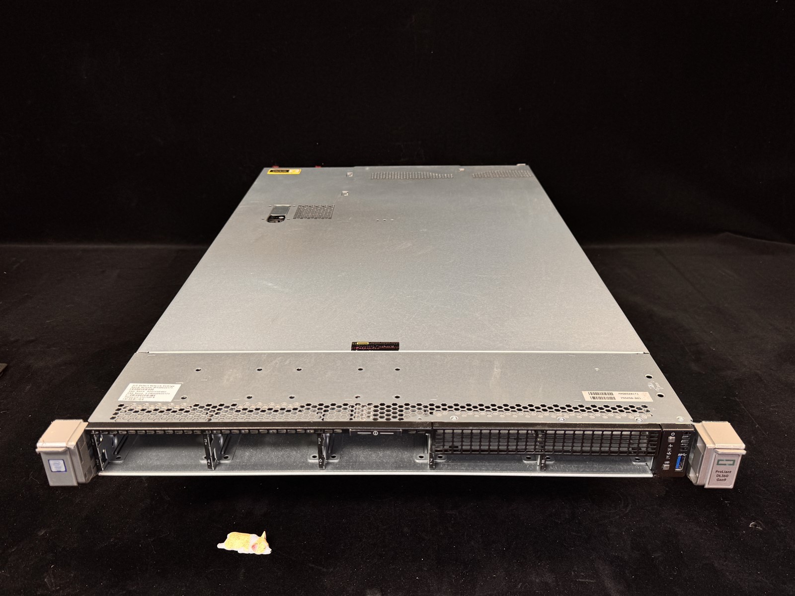 HP ProLiant DL360 Gen9 G9 8SFF 2x 14C E5-2680v4 2.4GHz 64GB RAM 8x TRAY NO RAID