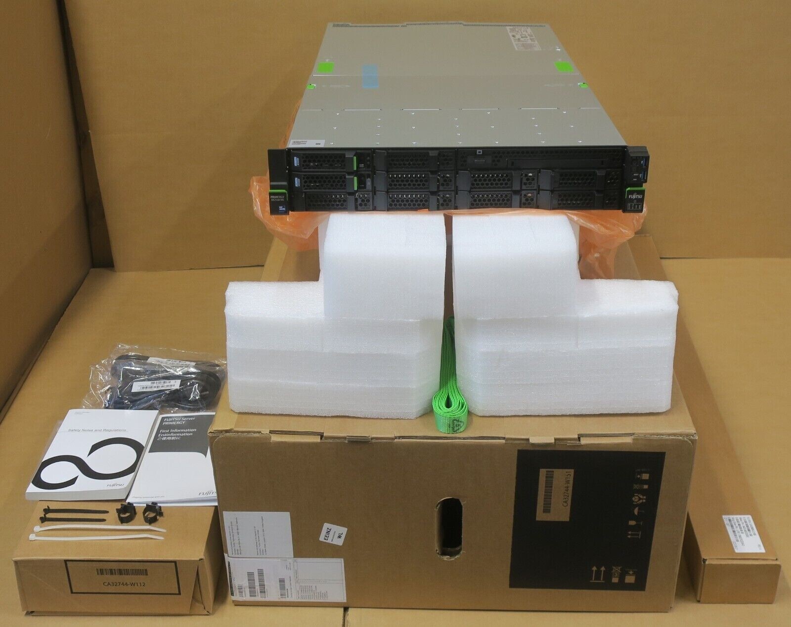 NEW Fujitsu Primergy RX2540 M6 2x 24C Gold 6342 256GB RAM 2x 480GB SSD 2U Server
