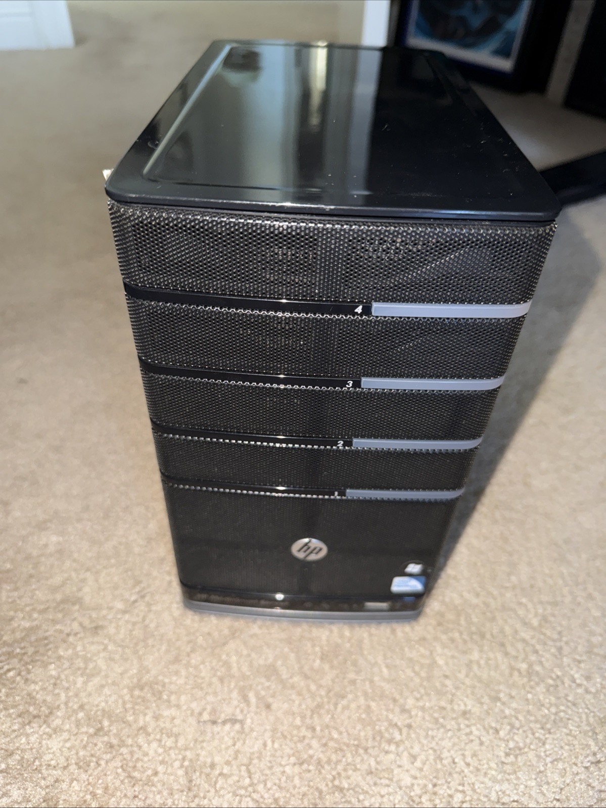 HP EX495 MediaSmart Server Intel Pentium CPU – 3 HDD Hard Drives – 5TB