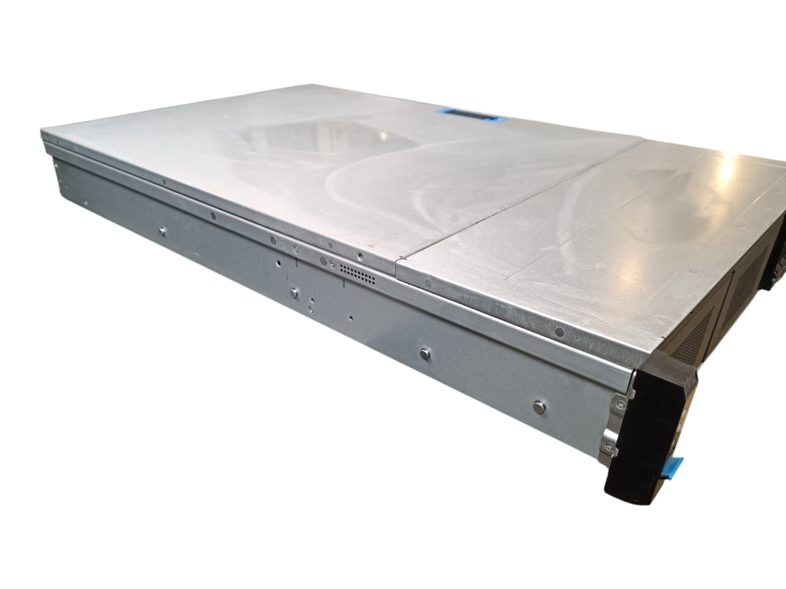 Inventec P4764 2U 4GPU AI Server 256GB (64×4) RAM AMD EPYC 7601 4X Radeon M125
