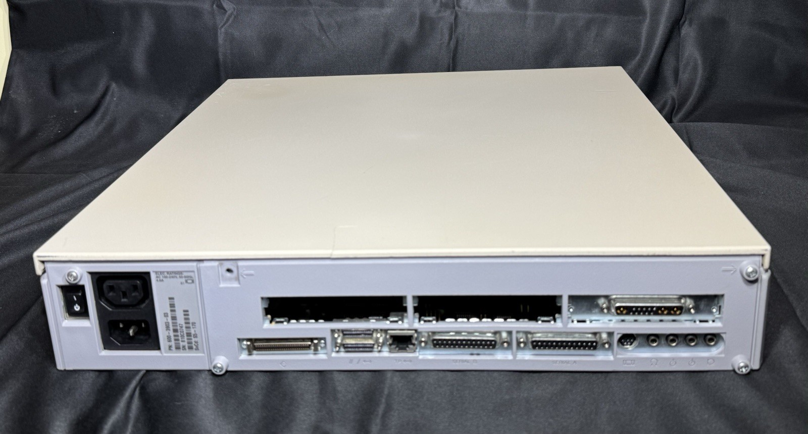 SPARCstation 5 – 170MHz Workstation, 128MB RAM (4x 32MB DIMMs) 2.1GB HDD, TGX