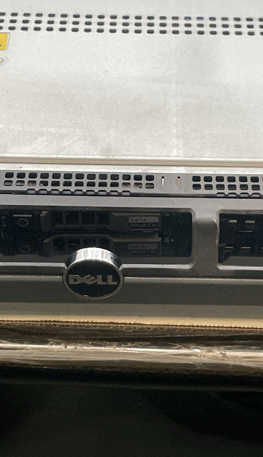 Dell PowerEdge R610 E01S001 E01S 50/60Hz 100-240V 6.1-3.2A Server