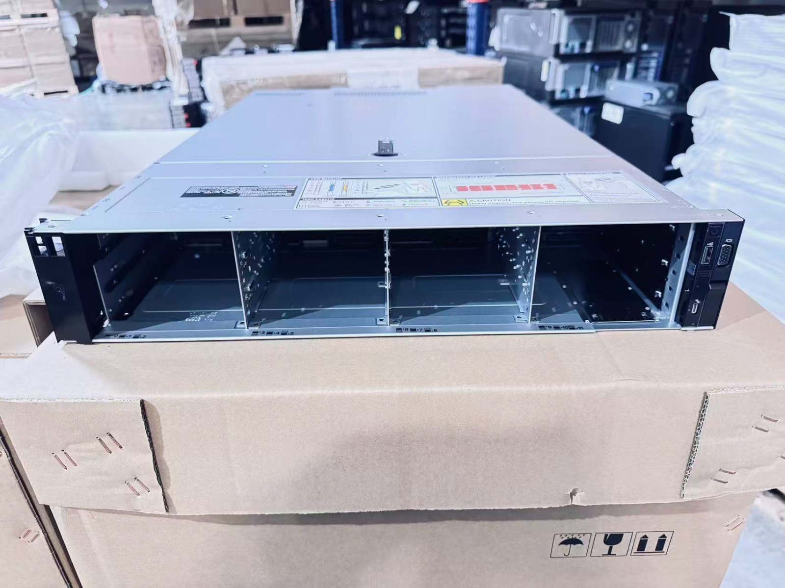 Dell PowerEdge R550 12x 3.5″ Bays Server Case Chassis Backplane Power Board