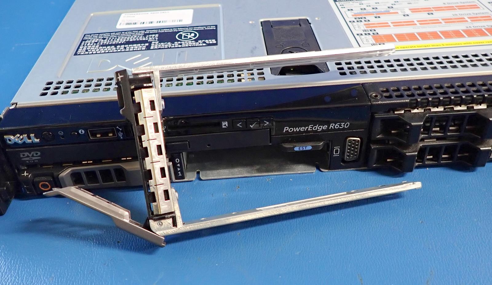 DELL POWEREDGE R630 2x Intel Xeon E5-2667 v4 128GBGB DDR4 RAM, PERC H330 Mini