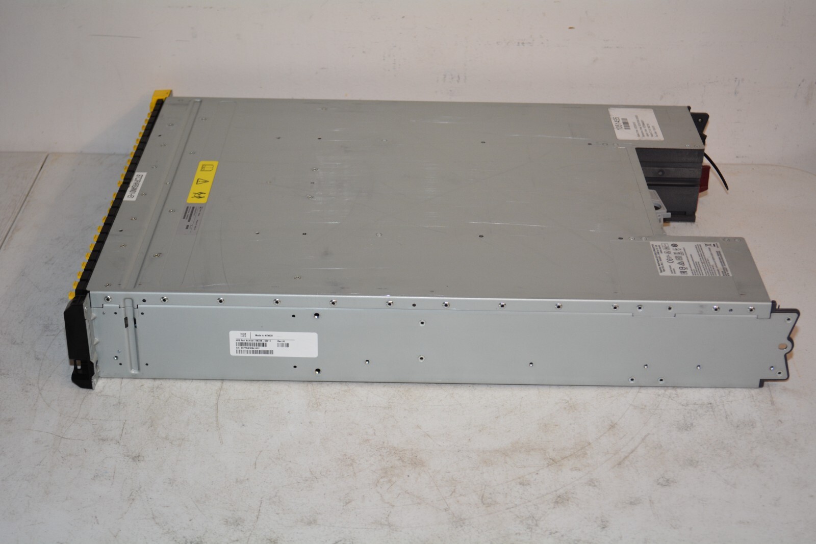 ^ HP (HPE) 3PARA-ST1111 2U 24-Bay 2.5″ SAS Storage Array (No HDs) #W4834