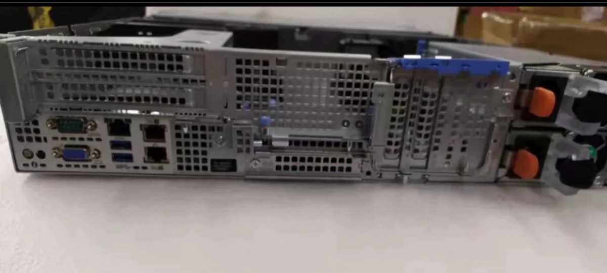 Dell PowerEdge R7515 Server 24X2.5″(12X NVME) 2X750W H730P No CPU/HDD/GPU
