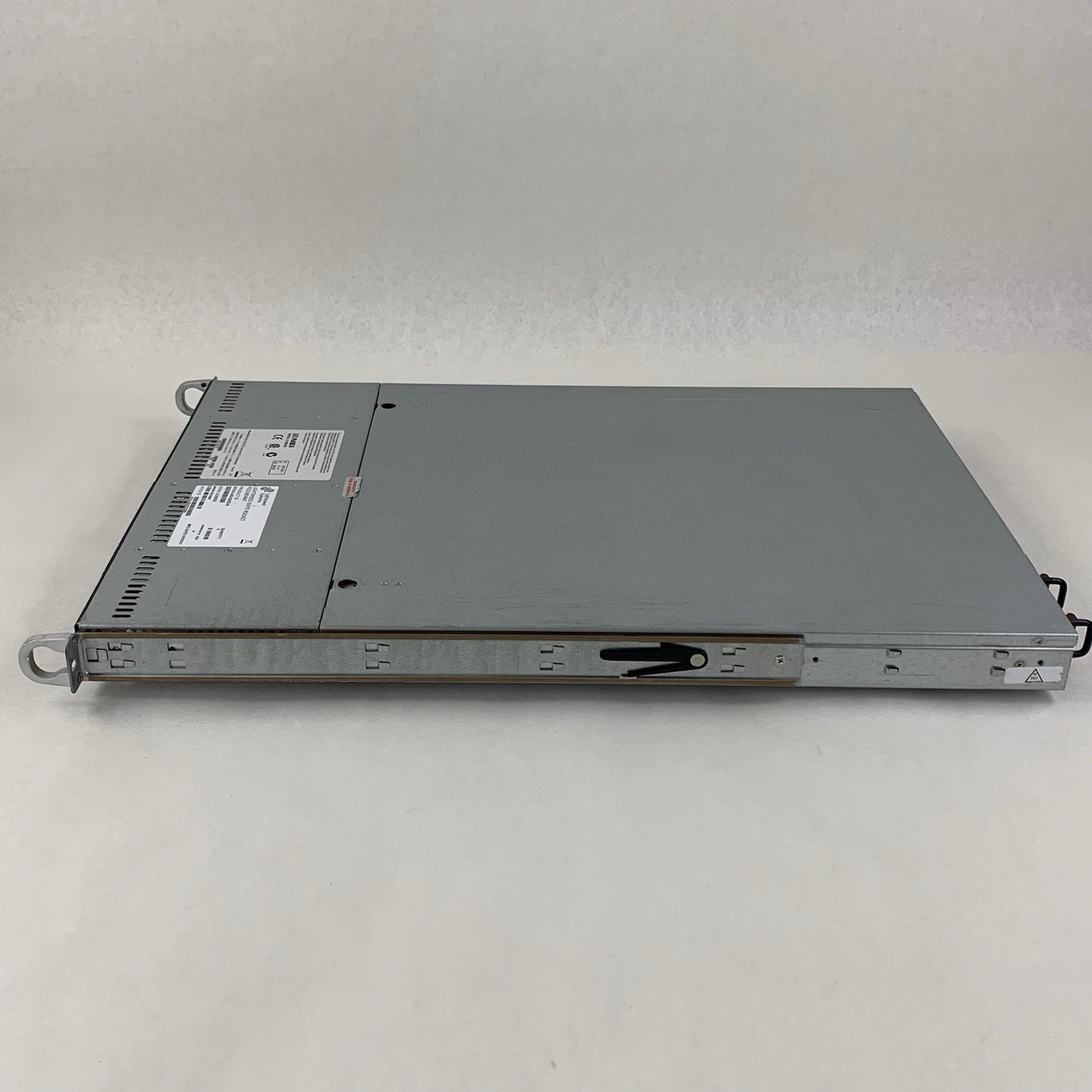 SuperMicro CSE-815 Server X8DTU-F 1x Xeon E5504 2.0 GHz 12 GB Ram No OS No HDD