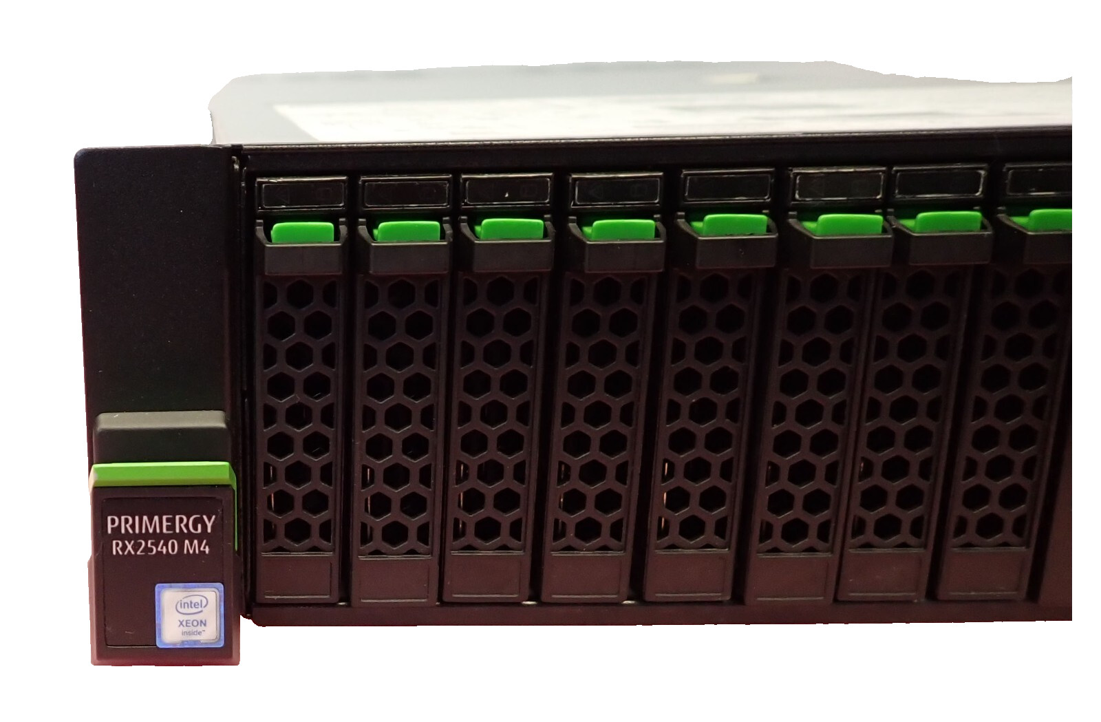 Fujitsu Primergy RX2540 M4 8C Silver 4110 32GB RAM 8x 2.5″ Bay EP420i 2U Server