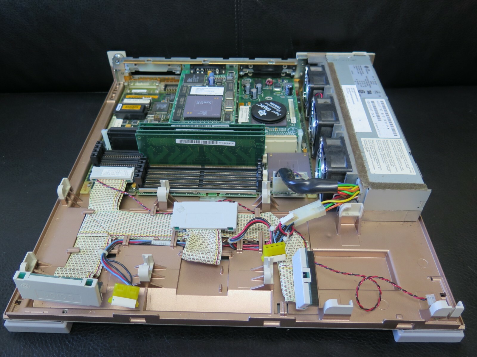 SUN SPARCstation 10 Workstation 50MHz CPU 128MB Memory (No Hard Drive)
