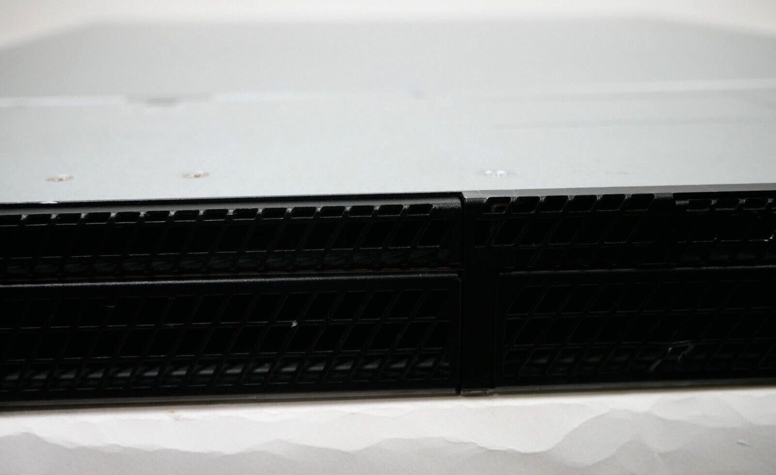 Intel R1000 Intel Xeon E3-1231 v3 @3.40GHz 8GB DDR3 Server *NO HDD* #30