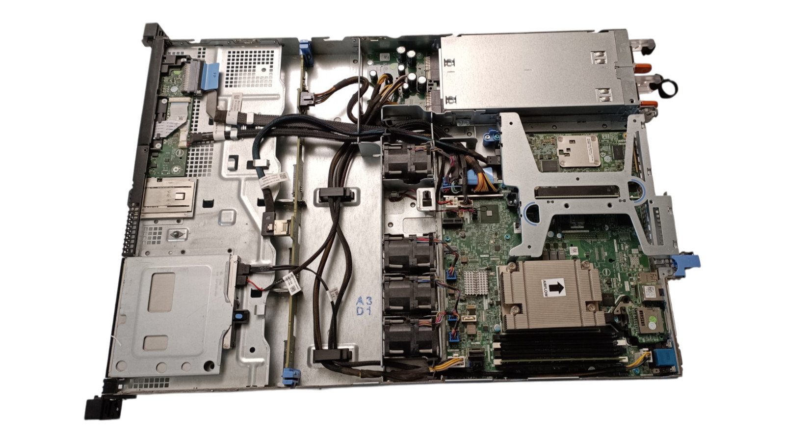 Dell Storage NX430 Single Intel Xeon E3-1220 v5 @3.00GHz 8GB RAM No HDD Win Lic