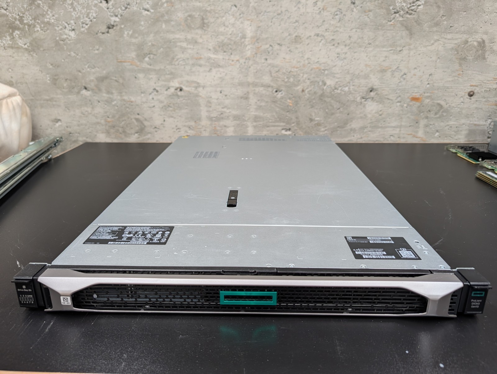 HPE ProLiant DL360 Gen10 8SFF Server | 2x Xeon Gold 6248R | 2x 800W PSU | Clean
