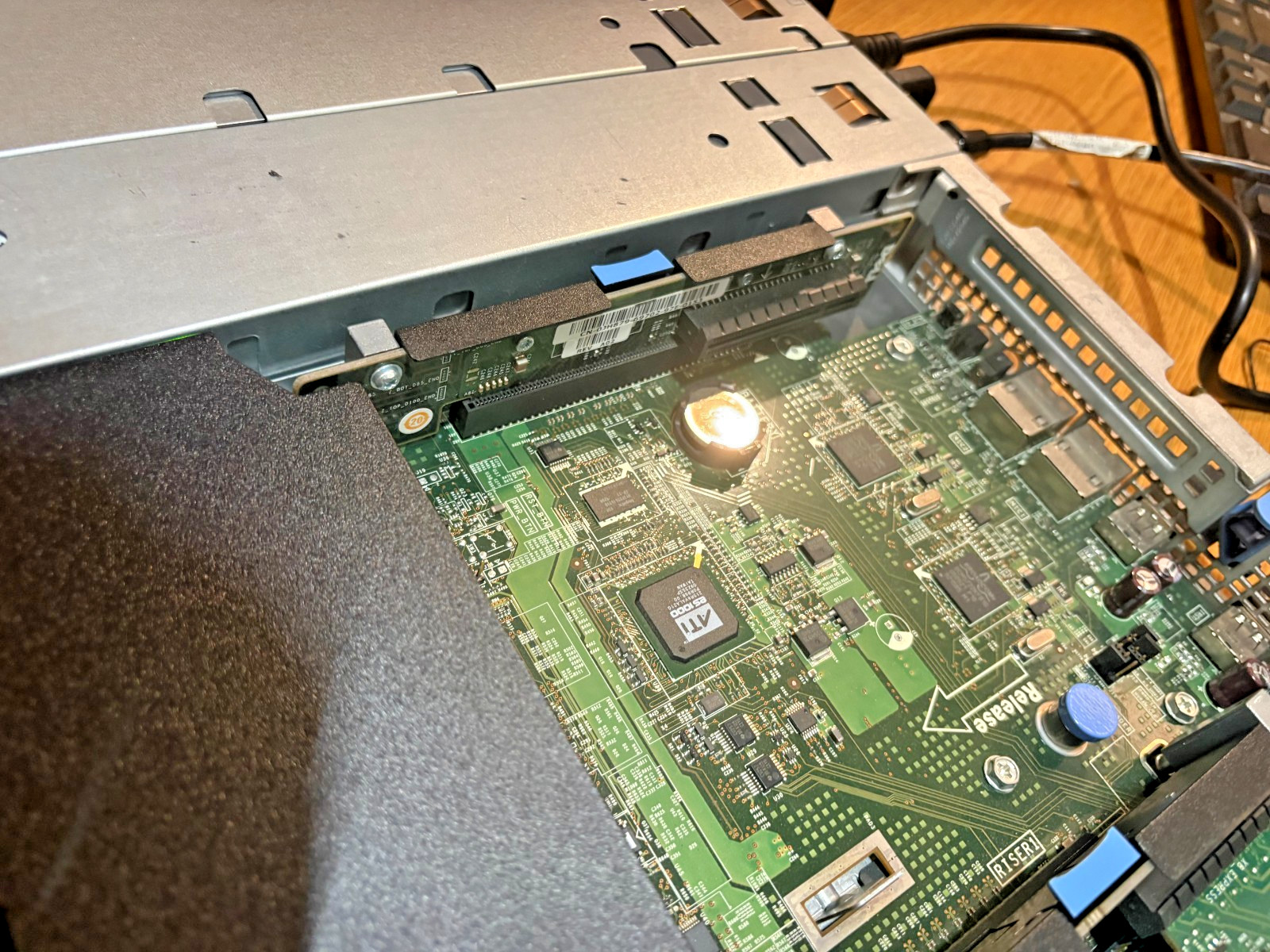 Dell PowerEdge R300 Server – XEON X-3663 2.83 MHZ- 8GB – 2x 500GB HD- RAILS