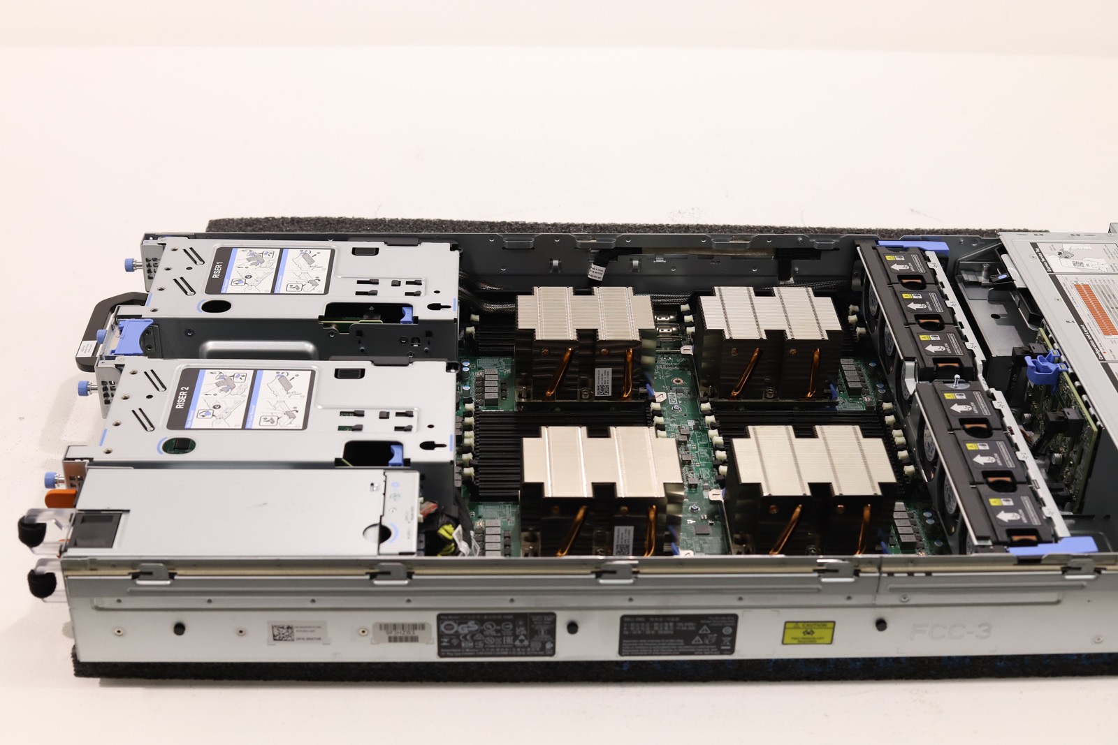 Dell EMC PowerEdge R840 Barebone Server W/4x Heatsink, H730P RAID & 2x 2000W PSU