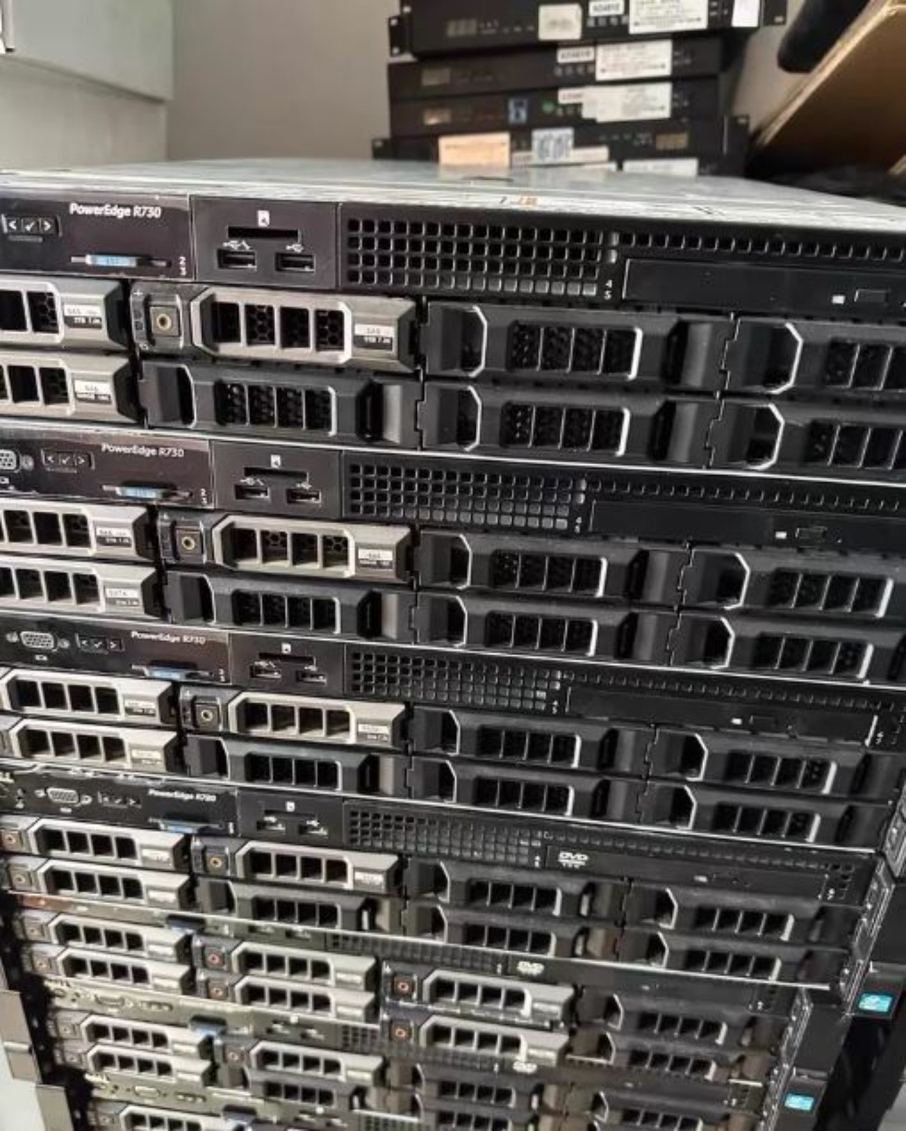 Dell PowerEdge R730XD Barebone Server 3.5in 12Bay H730 RAID Card Tested Working