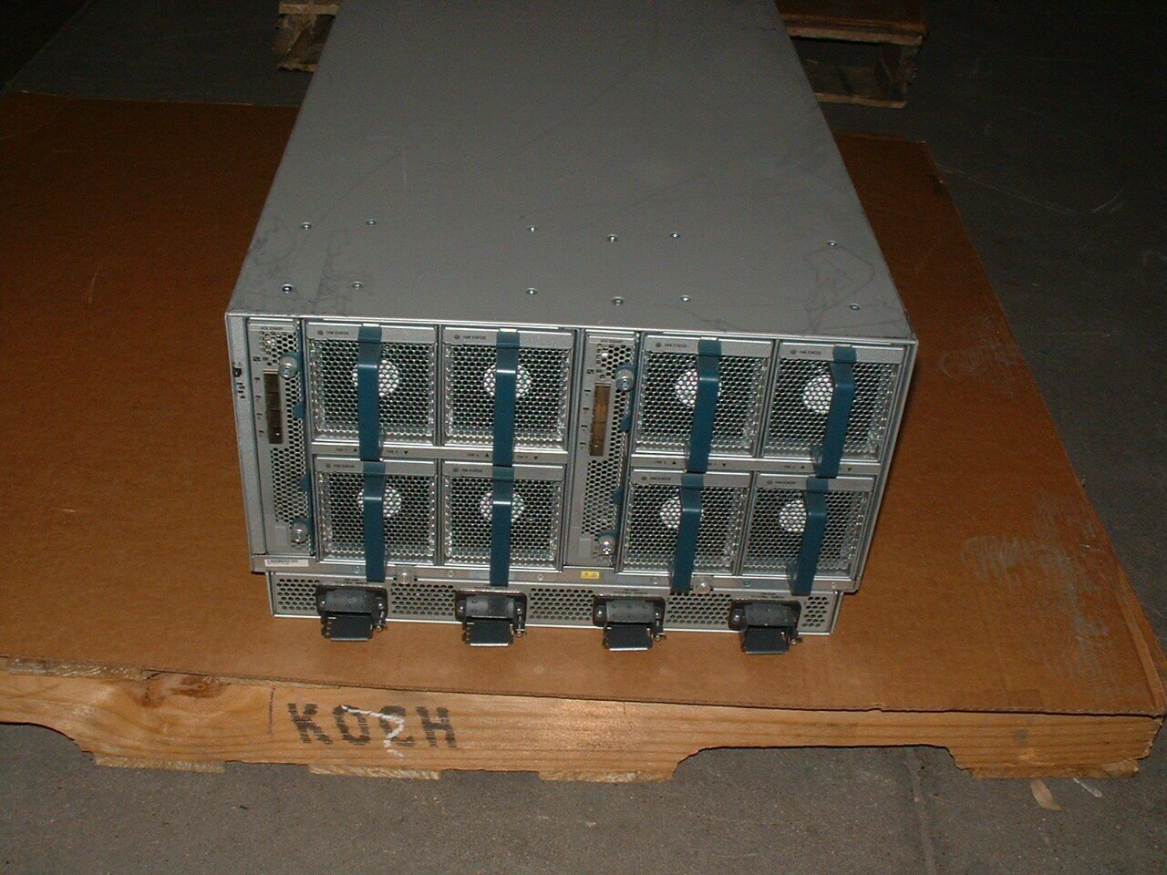 Cisco UCS 5108 Blade Server Chassis Enclosure N20-C6508 4x PSU 8x Fans 2x Fabric