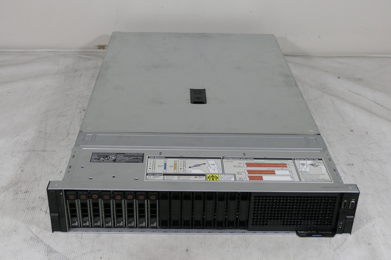 Dell PowerEdge R750 16SFF 2x Gold 5317 3.0Ghz 256gb RAM H755 2x 1400w